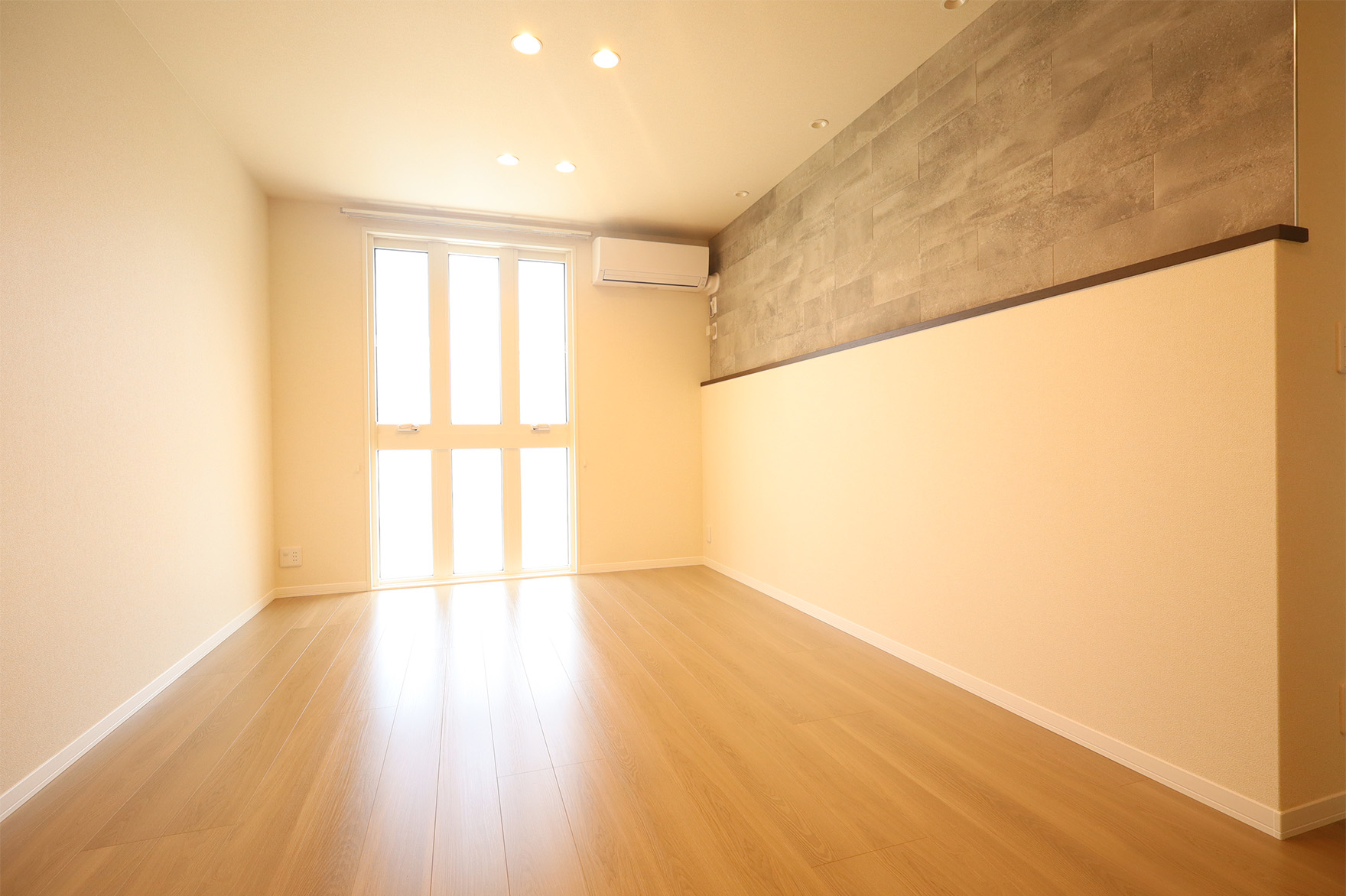 Espoir宝塚・川面0101号室の内装写真